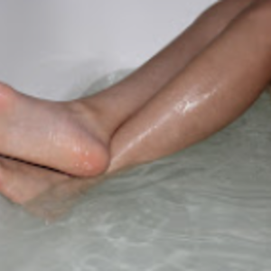 56 jacuzzi pics french pedi