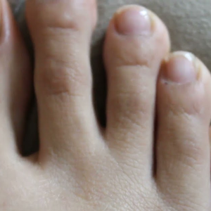 5 mins, mega close up on my feet with natural nails.mp4